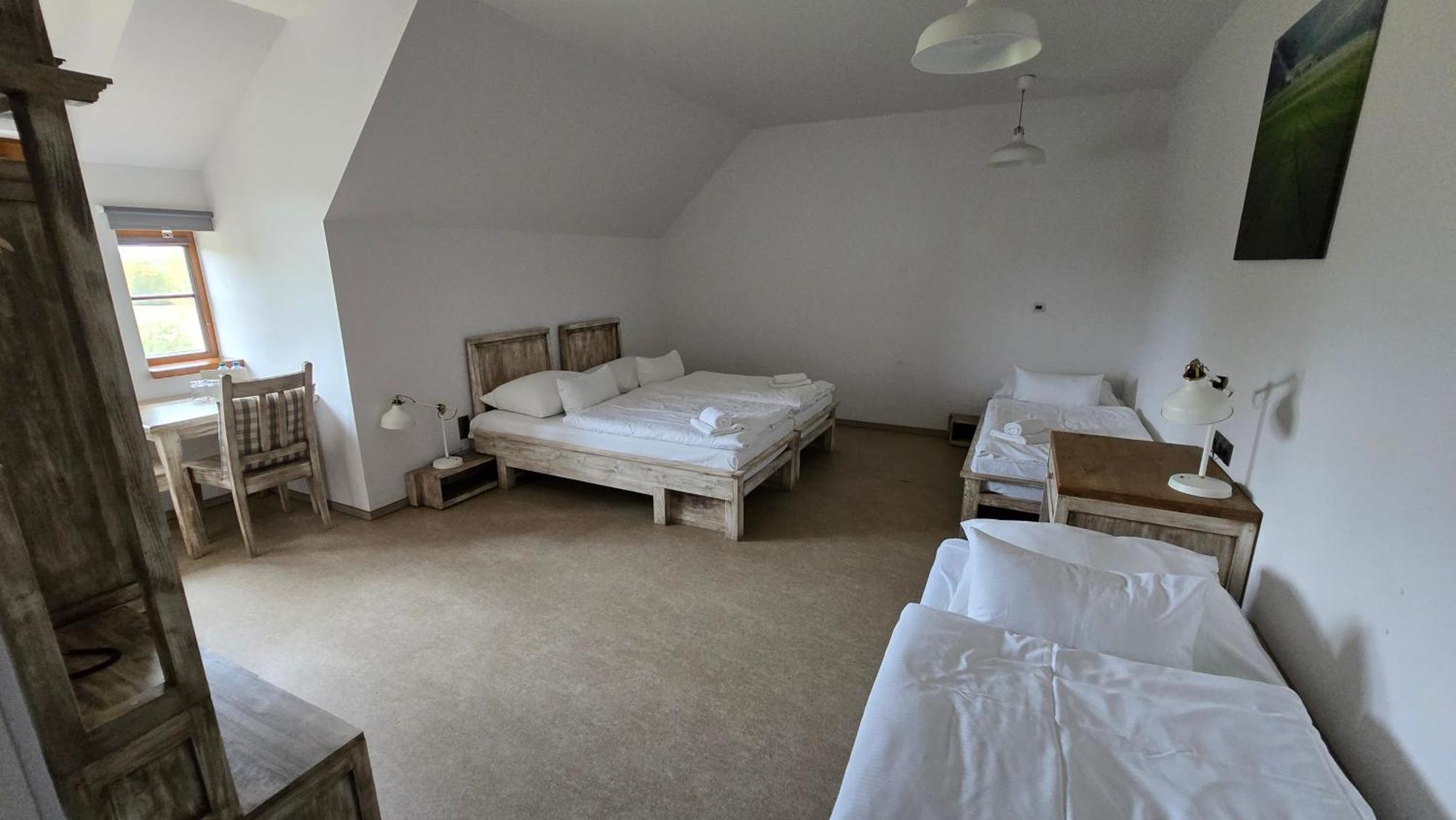 Dvur Perlova Voda Budyne nad Ohri Экстерьер фото
